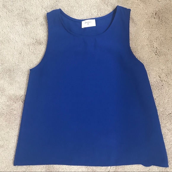 Everly scalloped open back tank in BLUE - Picture 2 of 3